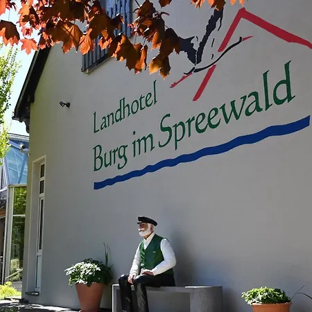 - & Hotel Burg (Spreewald)