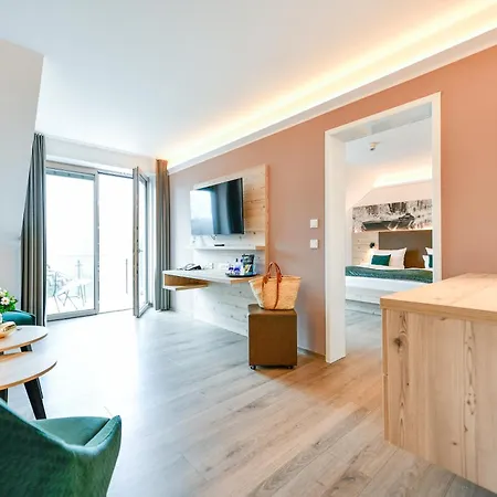 Hotel - &
