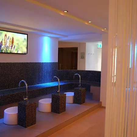 Hotel Im Spreewald 4*